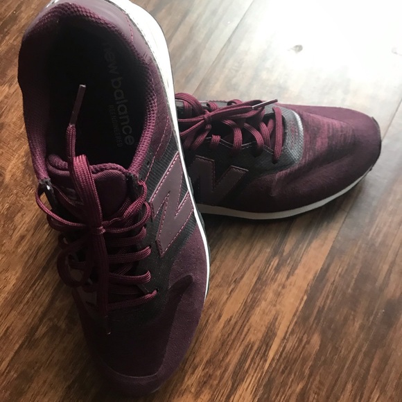 Women’s New Balance sneakers - Picture 3 of 4